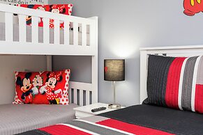 Stunning 4 Bd w Pool Close to Disney Champions Gate 990