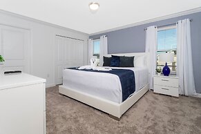 Stunning 4 Bd w Pool Close to Disney Champions Gate 990