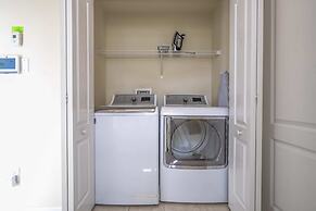 Marvelous 4Bd Close to Disney w Pool at 313 Tuscan Hills