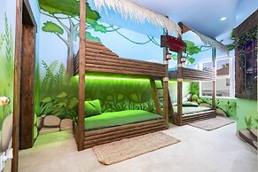 Marvelous 4Bd Close to Disney w Pool at 313 Tuscan Hills