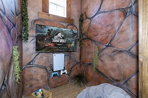 Marvelous 4Bd Close to Disney w Pool at 313 Tuscan Hills