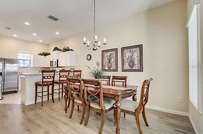 Marvelous 4Bd Close to Disney w Pool at 313 Tuscan Hills