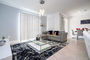 Gorgeous 4 Bd w Pool Storey Lake Resort 2653