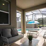 Gorgeous 4 Bd w Pool Storey Lake Resort 2653