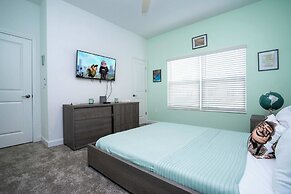 Gorgeous 4 Bd w Pool Storey Lake Resort 2653