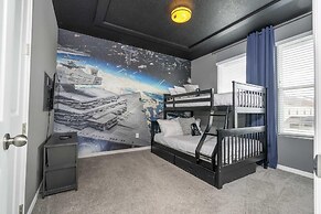 Wonderful 6 Bd w Game Room and Pool Solara Resort 8991