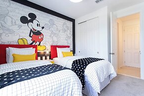 Wonderful 6 Bd w Game Room and Pool Solara Resort 8991