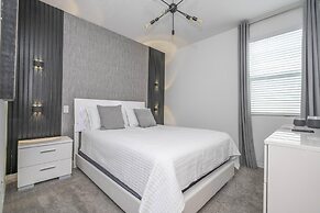 Wonderful 6 Bd w Game Room and Pool Solara Resort 8991