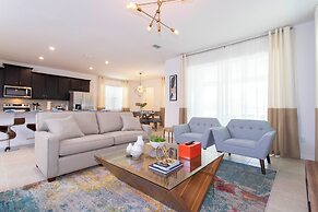 Wonderful 6 Bd w Game Room and Pool Solara Resort 8991