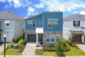 Wonderful 6 Bd w Game Room and Pool Solara Resort 8991