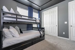 Wonderful 6 Bd w Game Room and Pool Solara Resort 8991