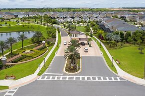 Wonderful 6 Bd w Game Room and Pool Solara Resort 8991