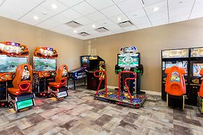 Luxury 5 Bedroom w Private Pool Close to Disney 8875