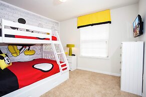 Luxury 5 Bedroom w Private Pool Close to Disney 8875