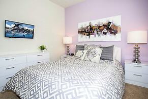 Luxury 5 Bedroom w Private Pool Close to Disney 8875