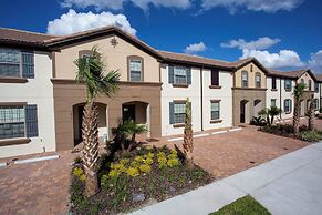 Luxury 5 Bedroom w Private Pool Close to Disney 8875