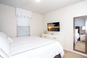 Luxury 5 Bedroom w Private Pool Close to Disney 8875