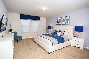Luxury 5 Bedroom w Private Pool Close to Disney 8875