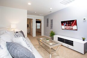 Luxury 5 Bedroom w Private Pool Close to Disney 8875