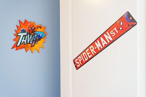 Gorgeous 5 Bd w Pool Close to Disney Champions Gate 948