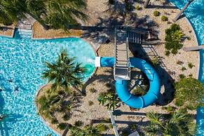 Fabulous 5 Bedrooms Close to Disney at Champions Gate Resort 8988