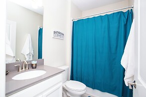 Fabulous 5 Bedrooms Close to Disney at Champions Gate Resort 8988