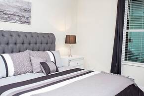 Fabulous 5 Bedrooms Close to Disney at Champions Gate Resort 8988