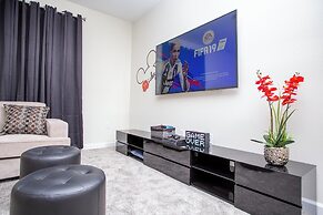 Fabulous 5 Bedrooms Close to Disney at Champions Gate Resort 8988