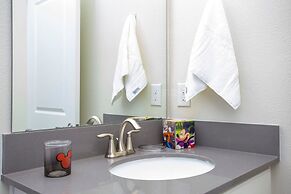 Fabulous 5 Bedrooms Close to Disney at Champions Gate Resort 8988