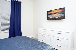 Fabulous 5 Bedrooms Close to Disney at Champions Gate Resort 8988