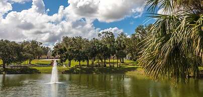 Fabulous 5 Bedrooms Close to Disney at Champions Gate Resort 8988