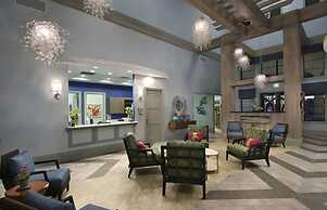 Fabulous 5 Bedrooms Close to Disney at Champions Gate Resort 8988