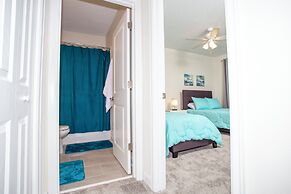 Fabulous 5 Bedrooms Close to Disney at Champions Gate Resort 8988