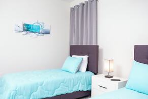 Fabulous 5 Bedrooms Close to Disney at Champions Gate Resort 8988