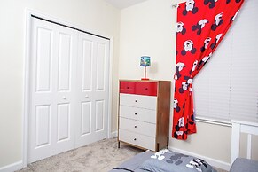 Fabulous 5 Bedrooms Close to Disney at Champions Gate Resort 8988