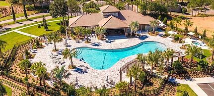 Fabulous 5 Bedrooms Close to Disney at Champions Gate Resort 8988