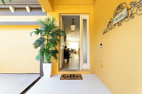 Gorgeous 4 Bedroom w Pool Close to Disney 920