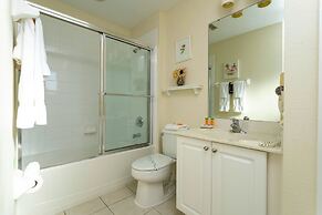 Gorgeous 4 Bedroom w Pool Close to Disney 920