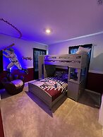 Stunning 5Bd w Pool Close to Disney Solterra 7829