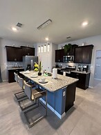 Stunning 5Bd w Pool Close to Disney Solterra 7829