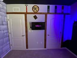 Stunning 5Bd w Pool Close to Disney Solterra 7829