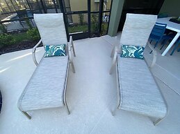 Stunning 5Bd w Pool Close to Disney Solterra 7829