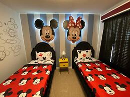 Stunning 5Bd w Pool Close to Disney Solterra 7829