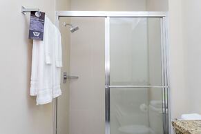 Stunning 4Bd Close to Disney Magic Village 7614