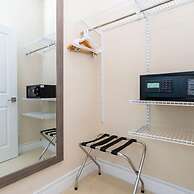 Stunning 4Bd Close to Disney Magic Village 7614