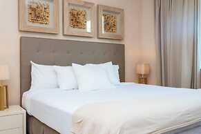 Stunning 4Bd Close to Disney Magic Village 7614