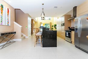 Stunning 4Bd Close to Disney Magic Village 7614