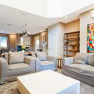 Stunning 4Bd Close to Disney Magic Village 7614