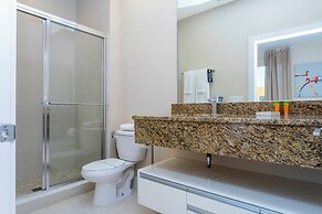 Stunning 4Bd Close to Disney Magic Village 7614