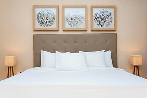 Stunning 4Bd Close to Disney Magic Village 7614